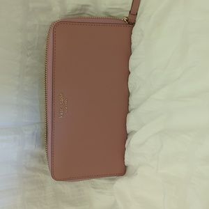 Kate Spade NWT Staci zipper wallet dustypeony